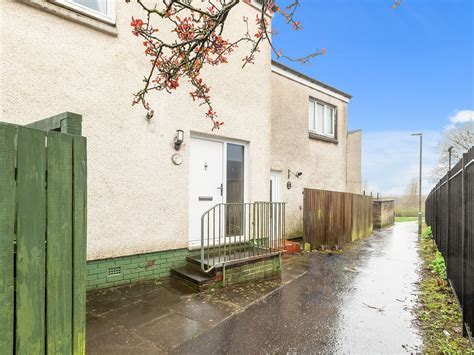 2 bed terraced house for sale 16 Iona Place, Hallglen, Falkirk FK1 - Zoopla