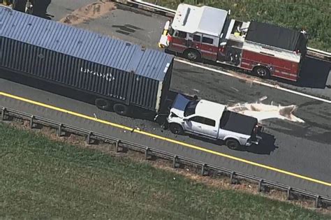 2 dead, 3 injured in multivehicle Hagerstown crash involving 4 tractor-trailers