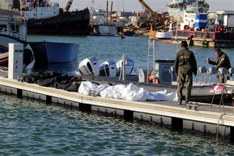 2 dead and several missing after Tunisian migrant boat sinks