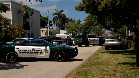 2 dead following shooting at apartment complex in Pompano Beach