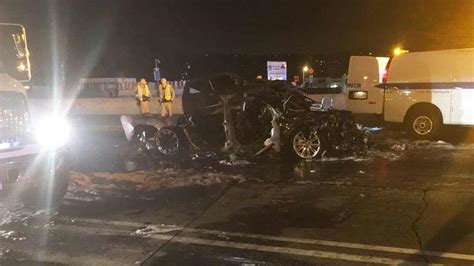2 dead in multi-vehicle crash in West Covina