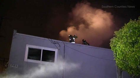 2 dogs killed in Seal Beach mobile home fire