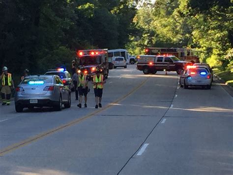 2 drivers injured in Md. crash, GW parkway reopens