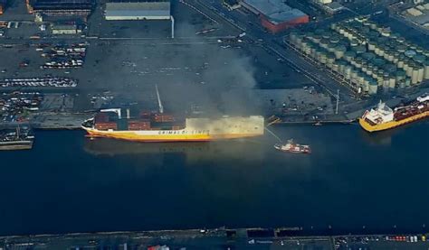 2 firefighters killed fighting blaze on boat at New Jersey port