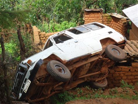 2 foreign tourists die in Kenya nature reserve crash