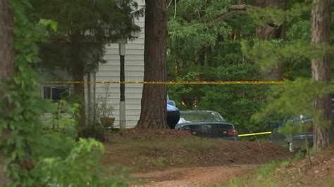 2 killed, 1 injured in Lincoln County, Missouri domestic dispute
