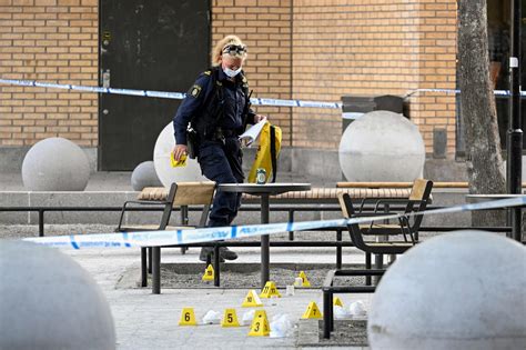 2 killed, 2 wounded in Sweden shooting believed to be gang-related