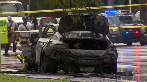 2 killed after car slams into power pole, catches fire in North Miami Beach