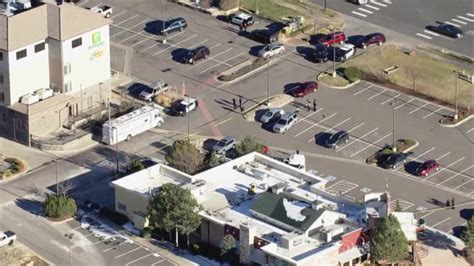 2 killed in apparent murder-suicide in Parker parking lot