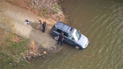 2 men found dead in submerged SUV after a police chase