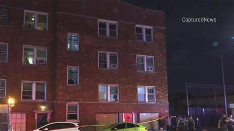 2 men stabbed multiple times, 1 fatally, inside apartment on Northwest Side