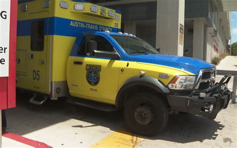 2 seriously injured after falling from 3-story construction site in east Austin, ATCEMS says