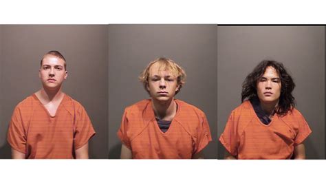 2 suspects in rock-throwing spree face more charges in Jefferson County