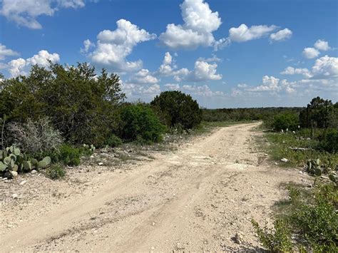 20,205 acres in Val Verde County, Texas - Lands of America