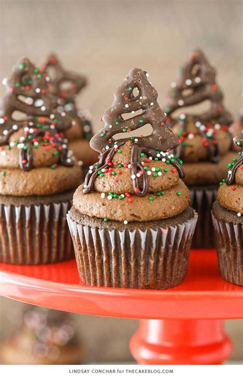 20 Christmas Cupcakes to Make the Season More …