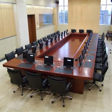 20 Conference Table: How to Set Up a Conference Call image 1