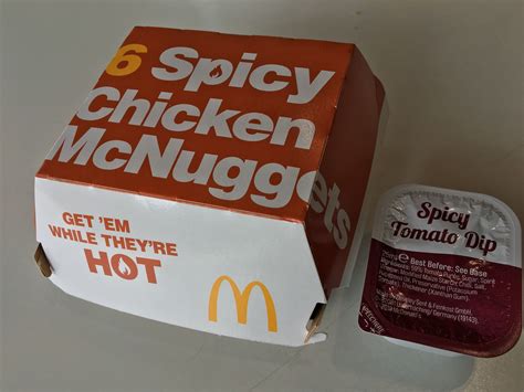 20 mcnuggets protein. Calorie analysis. There are 440 calories in 10 Piece Chicken McNuggets from McDonald's. Most of those calories come from fat (55%). To burn the 440 calories in 10 Piece Chicken McNuggets, you would have to run for 39 minutes or walk for 63 minutes. TIP: You could reduce your calorie intake by 170 calories by choosing the 6 Piece Chicken ... 