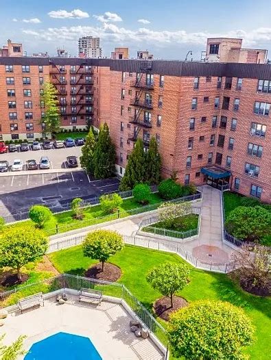 20-10 Seagirt Blvd #WAITROC1, Far Rockaway, NY 11691 is currently not for sale. The 680 Square Feet apartment home is a 1 bed, 1 bath property. This home was built in null and last sold on 2020-04-06 for $1,799. View more property details, sales history, and Zestimate data on Zillow.