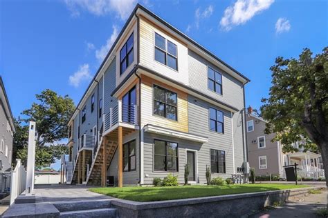 20-22 Robbins St #2, Waltham, MA 02453 Zillow