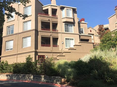 200 CALDECOTT Ln #207, Oakland, CA 94618 MLS# 29023847