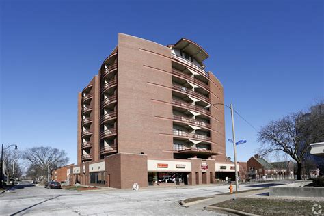 309 E Green St, Champaign, IL 61820. Rent price: $644 - $699 / month, 4 bedroom floor plans, 4 available units, 18 photos.. 