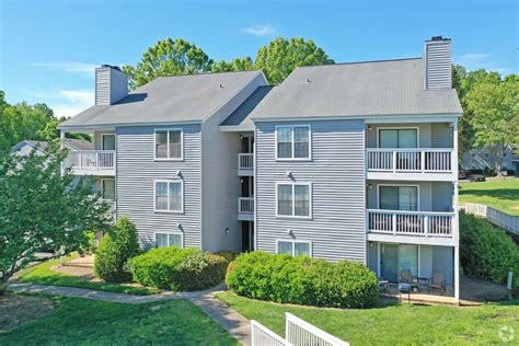  200 Braehill offers rental. 200 Braehill is located at 200 Braehill Terrace Dr, Winston Salem, NC 27104 in the South Peace Haven neighborhood. See floorplans, review amenities, and request a tour of the building today. . 