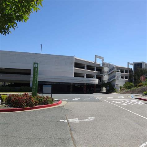Kaiser Permanente Martinez Medical Offices is located at 200 Muir Rd in Martinez, California 94553. Kaiser Permanente Martinez Medical Offices can be contacted via phone at 925-372-1000 for pricing, hours and directions.. 