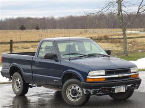 2000 chevy extreme s10 extended cab low miles all power 