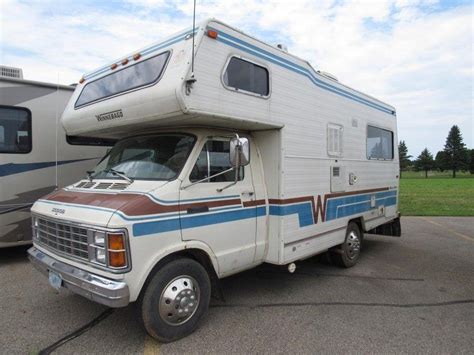 2000 winnebago minnie winnie owners manual. - 2003 chevy chevrolet avalanche owners manual.
