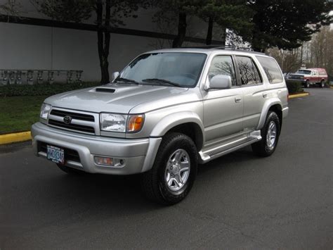 Read 2000 Toyota 4Runner Limited Edition 