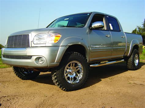 2000 Toyota Tundra: Unleash the Beast with a Powerful Lift