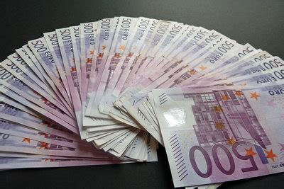 20000 euro aylık faizi