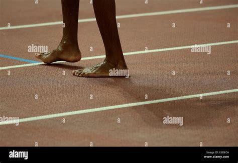 2000m In Feet