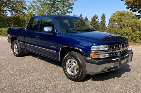Based on the Black Book value of a 2001 Chevy Silverado 1500, this is the amount you can expect to receive for your Chevy Silverado 1500 if you sell it to the …. 