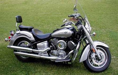 2003 yamaha v star 1100 silverado classic motorcycle service manual. - 366 poemas que falam de amor.