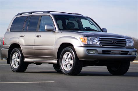 Toyota Land Cruiser 2004 for sale. Sort by. Save your