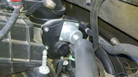 2005 ford f150 idle air control valve location. Apr 11, 2020 · The idle air control valve on the 2006 Ford F-150 is located in the throttle body on the driver side. The throttle body itself is inside of the passenger side portion of the manifold. If the valve on Your car is going bad then You will notice that You have a rough idle. The car will likely shake and rattle when You are still. In some cases, it may stall out altogether when still. This is ... 