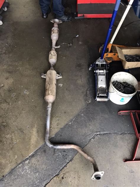 Dec 25, 2019 · This is a guide on how to remove your catalytic converter from 2nd gen prius . 