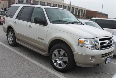 Read 2007 Ford Expedition Limited Owners Manual 