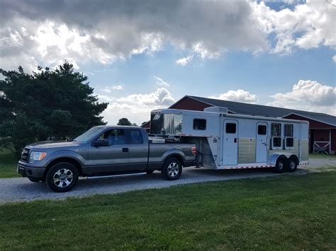 2009 Ford F-150 Pick Up Truck Towing Horse Trailer Photo …