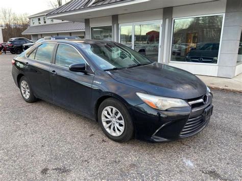 2011 TOYOTA CAMRY HYBRID Photos MA - NORTH BOSTON