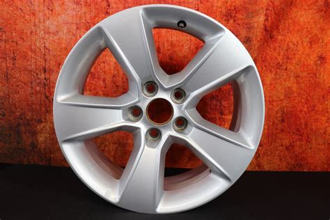 2013 Dodge Charger Replacement Factory Wheels & Rims - CARiD.com