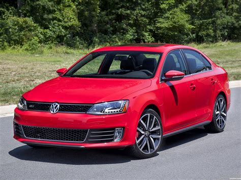 2013 VOLKSWAGEN JETTA GLI - cars & trucks - by dealer - vehicle...