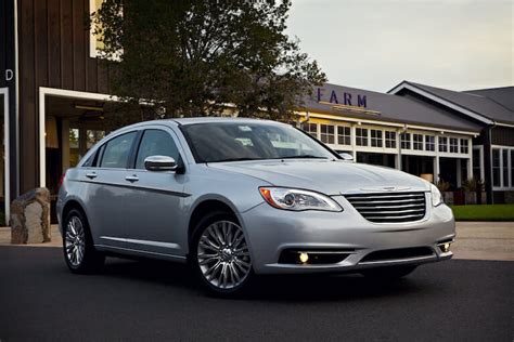 2013 chrysler 200 problems. Things To Know About 2013 chrysler 200 problems. 