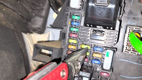 2013 ford f150 radio fuse location. Things To Know About 2013 ford f150 radio fuse location. 