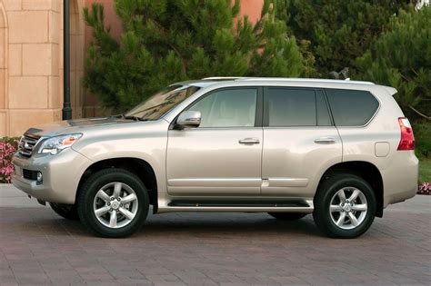 Lexus GX460 Is a Grille Hiding an Old SUV. 2022 Lexus GX Gains Bigger Screen, Special Edition. With 301 horsepower and 329 pound-feet of torque, this V-8 also offers meaningful additional grunt ...