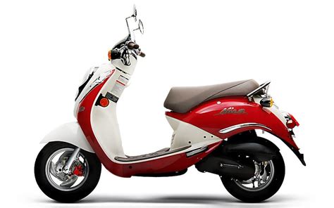 2014 Scooter Buyer’s Guide – Cycle Canada