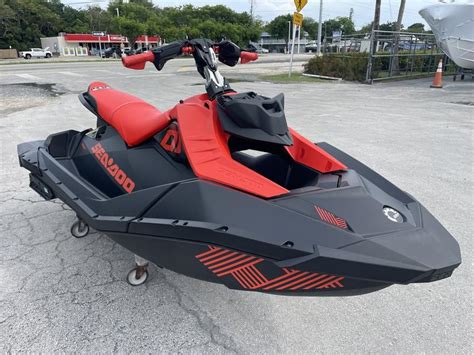 2014 Sea-Doo Spark 3 Up Rotax 900 H.O. ACE