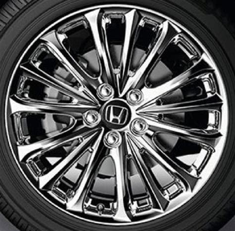 Steps to Properly Torque Lug Nuts on a Honda Odyssey. Now that you have the lug nut torque specifications, here are the steps to properly torque the lug nuts on your 2019 Honda Odyssey: Ensure your vehicle is parked on a flat surface and engage the parking brake. Using a lug wrench or a torque wrench, loosen the lug nuts on each wheel.. 
