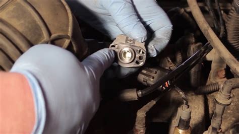 Common Throttle Body Issues in Jeep Patriot: Carbon Buildup: Over ti
